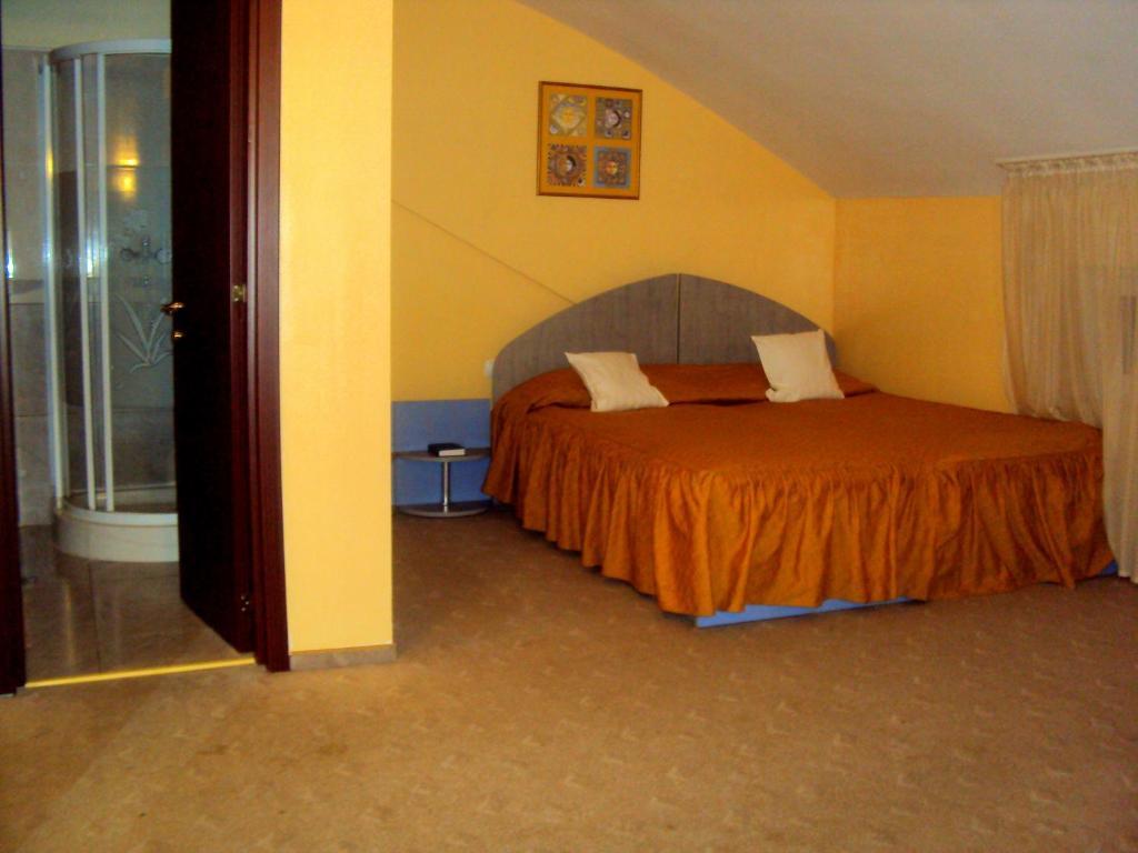 Hotel Ambassador Baia Mare Oda fotoğraf